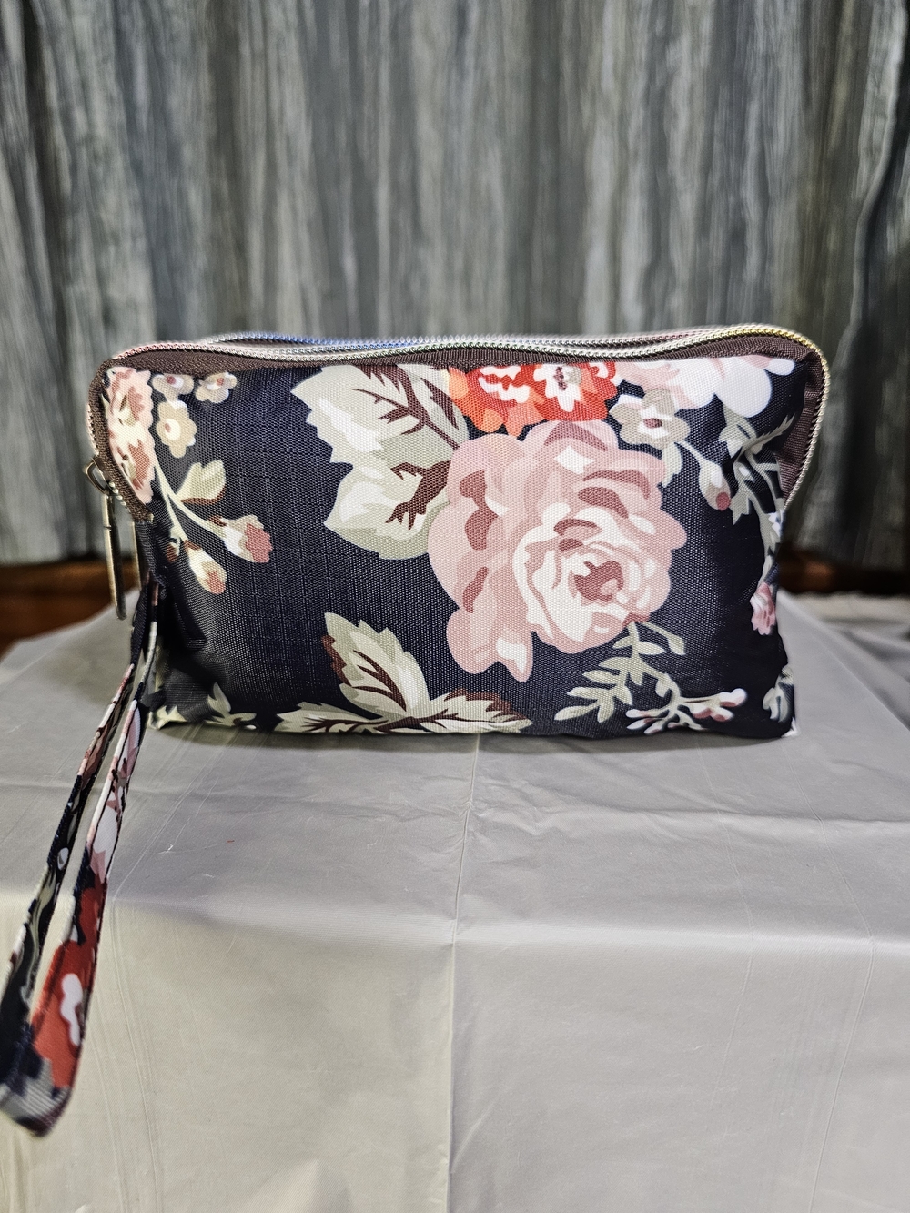 Everyday Essentials Bag - Vintage Rosewood
